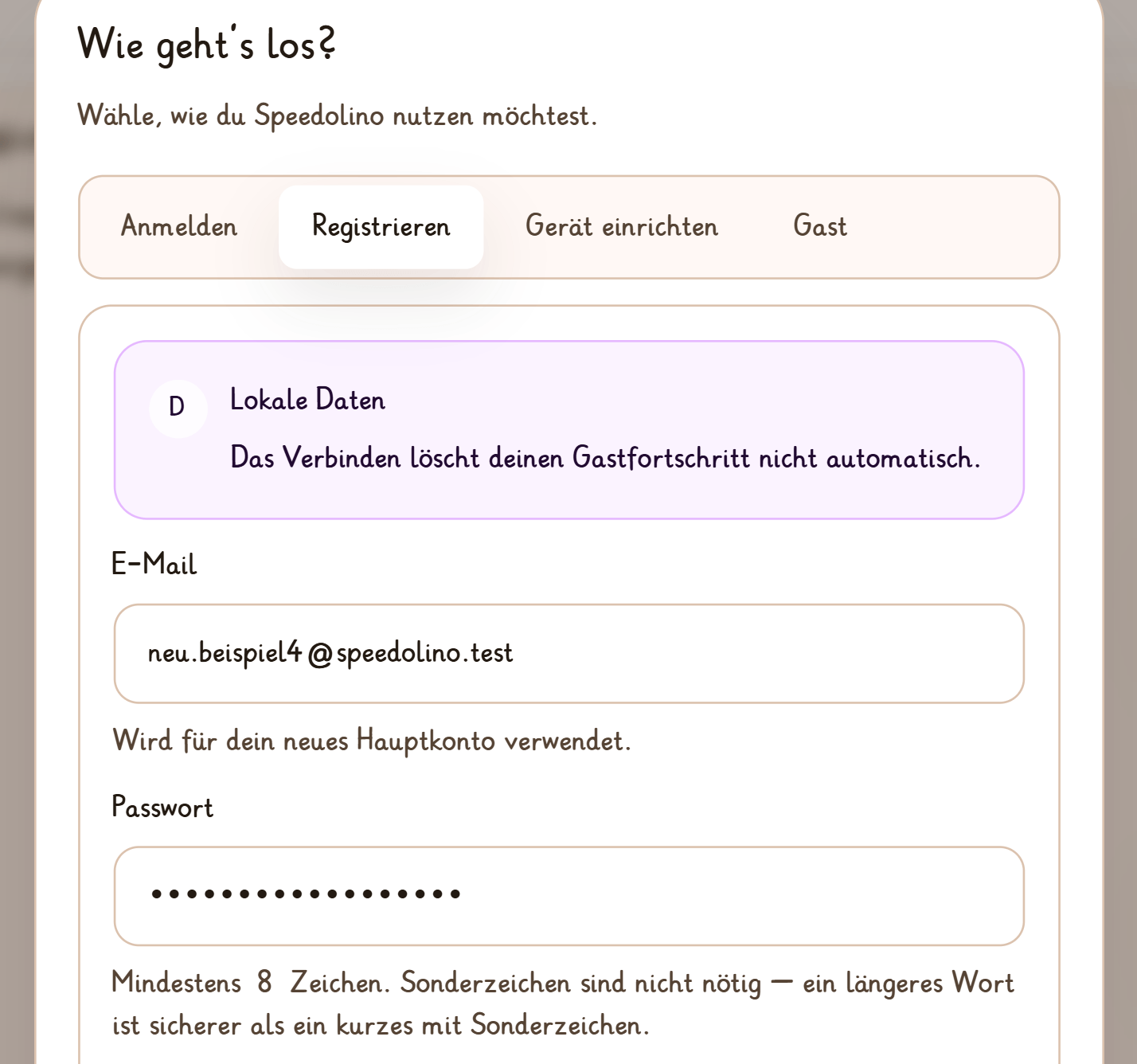 Der Dialog „Wie geht's los?“ mit den Reitern Anmelden, Registrieren, Gerät einrichten und Gast; im Reiter Registrieren die Felder E-Mail und Passwort mit dem Hinweis „Mindestens 8 Zeichen“.